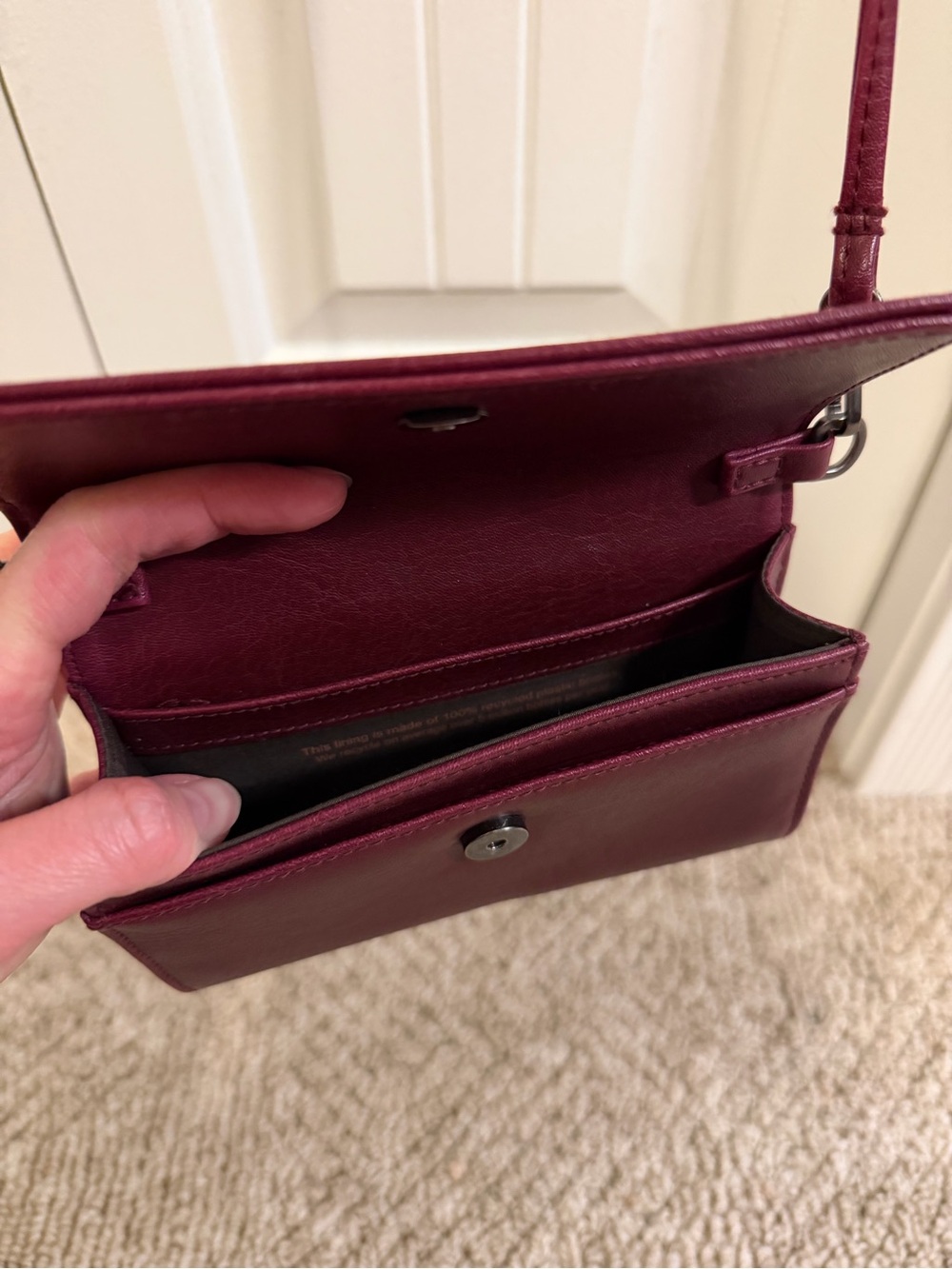 Matt & Nat Crossbody bag - Picture 3 of 3